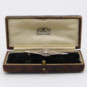 Diamanten broche rond 1890